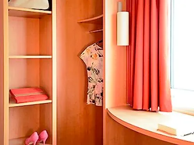 Ibis Barcelona Aeropuerto Hotel *
